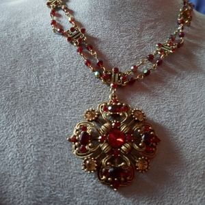 Vtg Avon Necklace